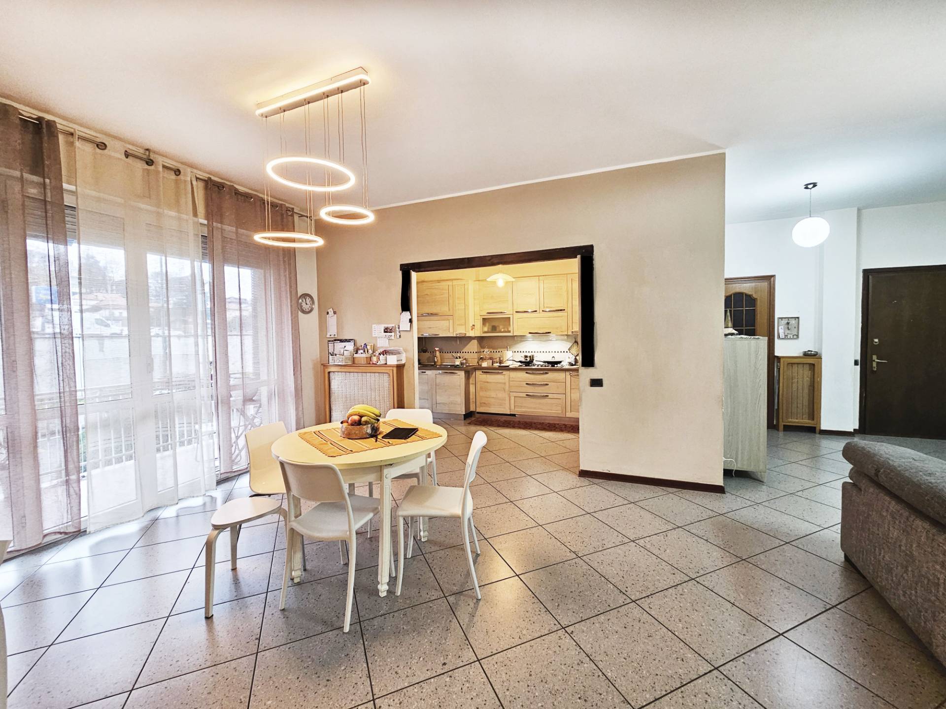 Appartamento in vendita a Oleggio