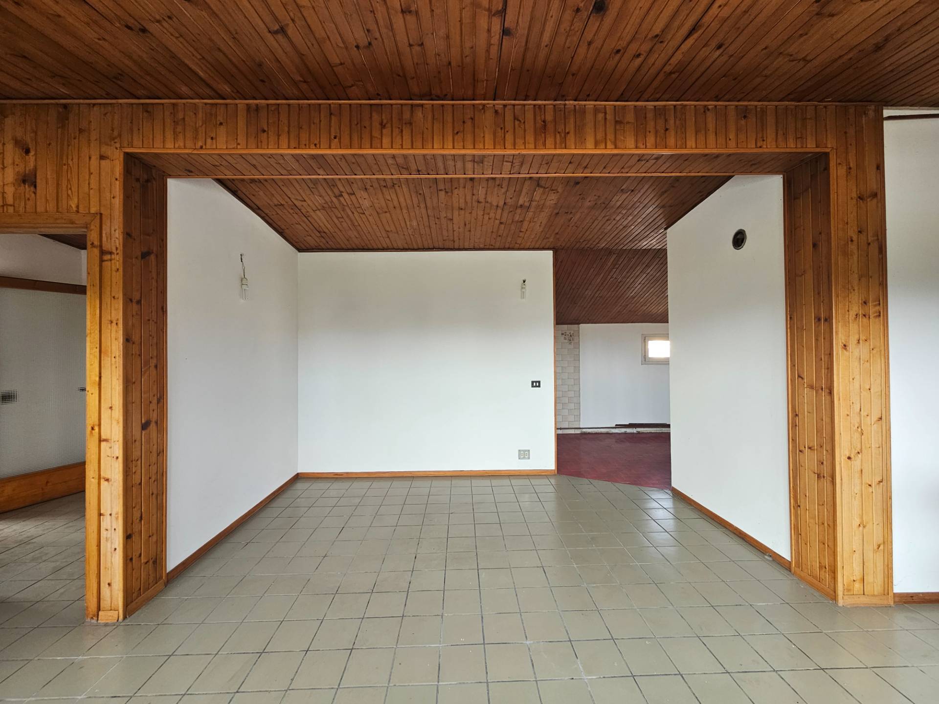 Appartamento in vendita a Oleggio