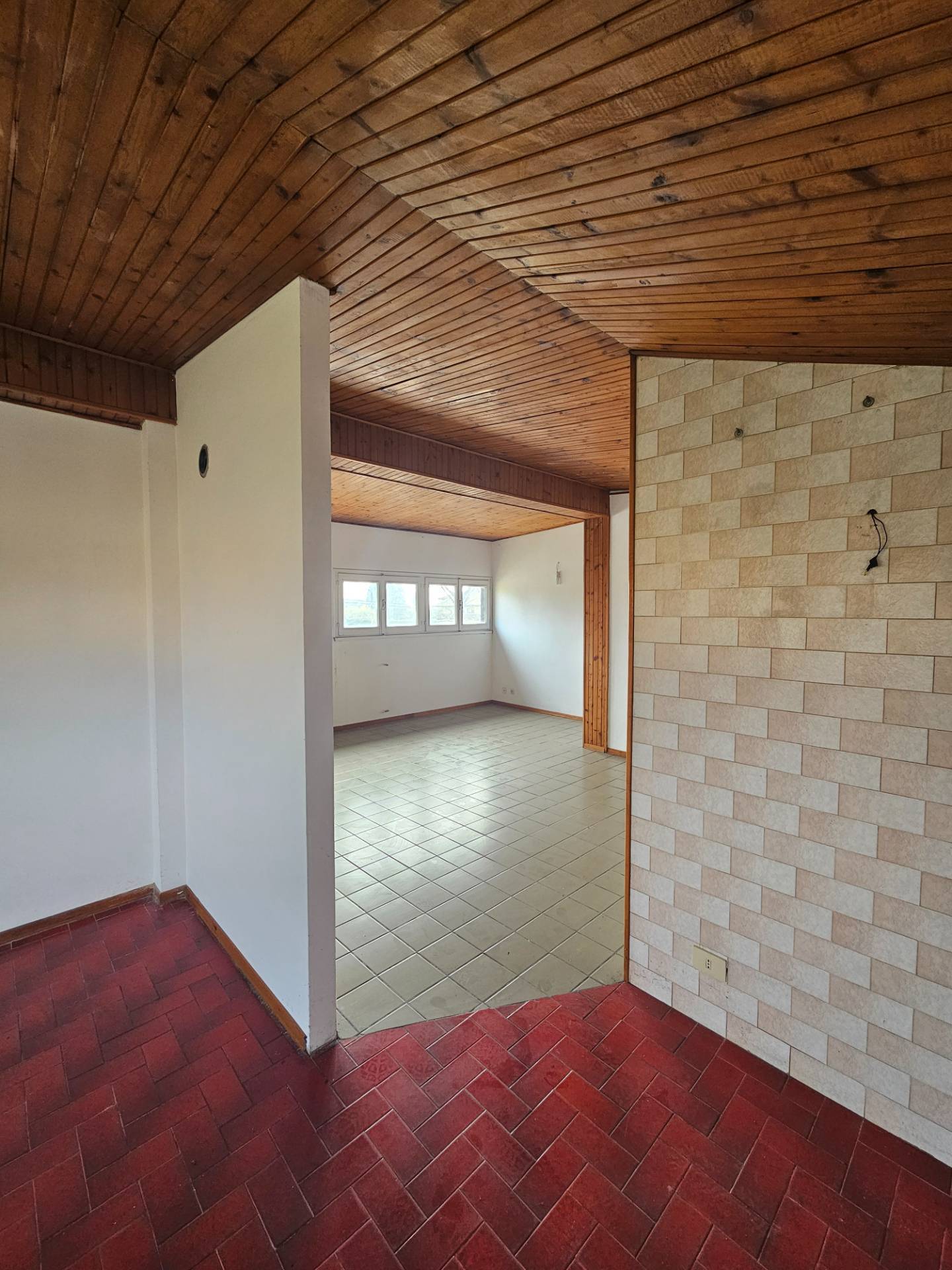 Appartamento in vendita a Oleggio