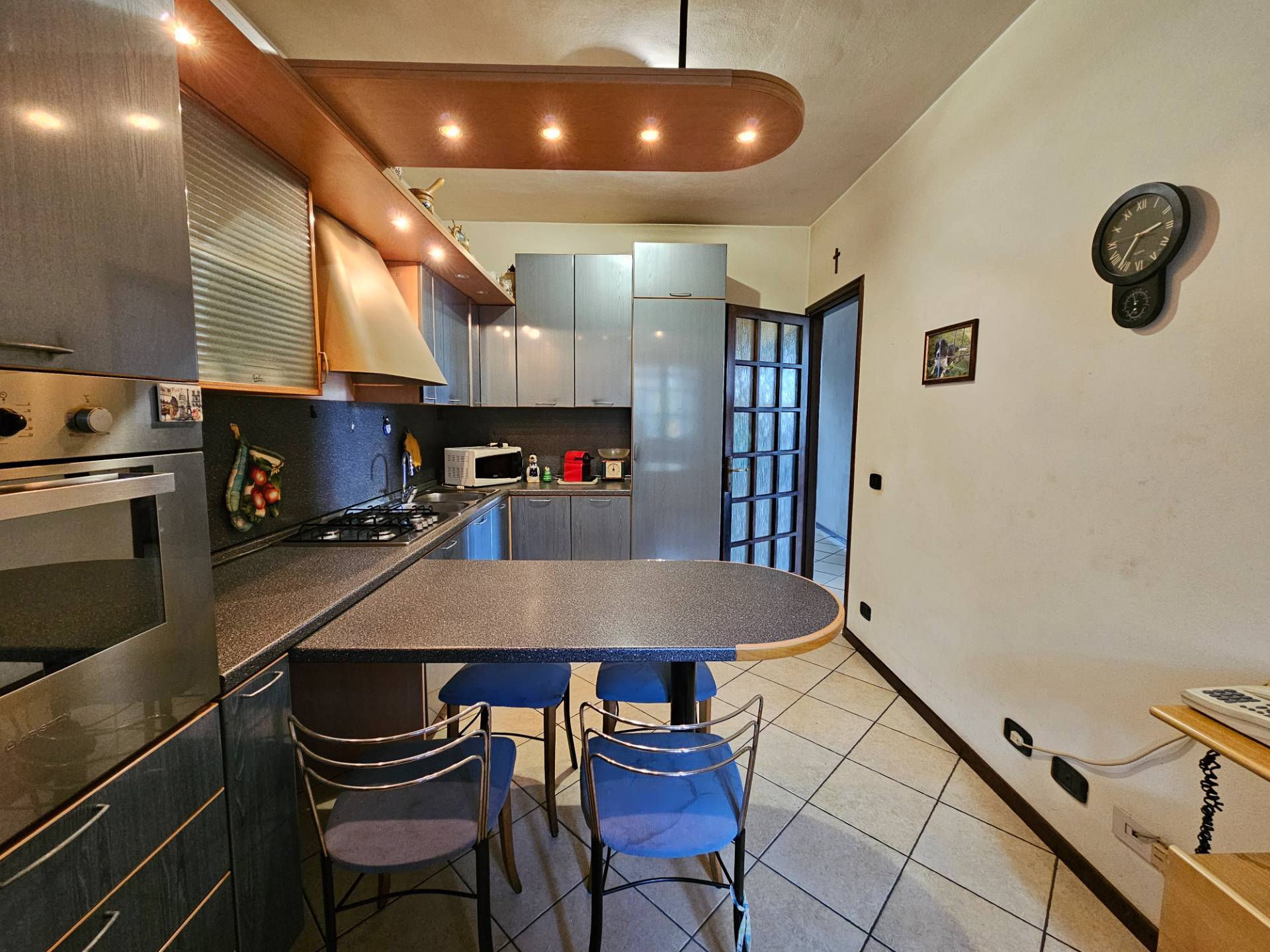 Villa bifamiliare in vendita a Bellinzago Novarese