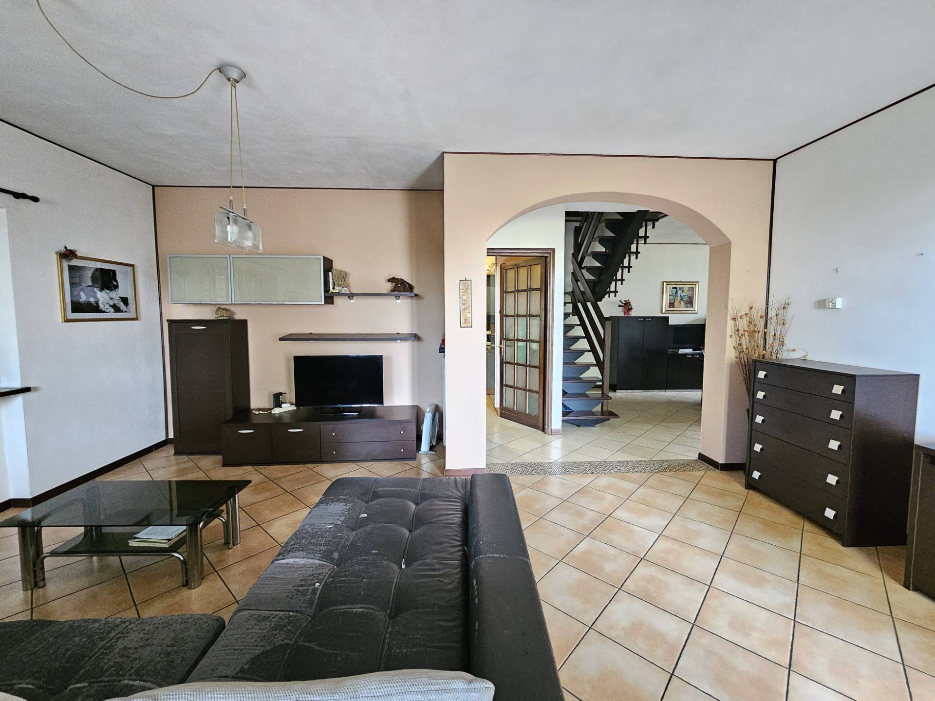 Villa bifamiliare in vendita a Bellinzago Novarese