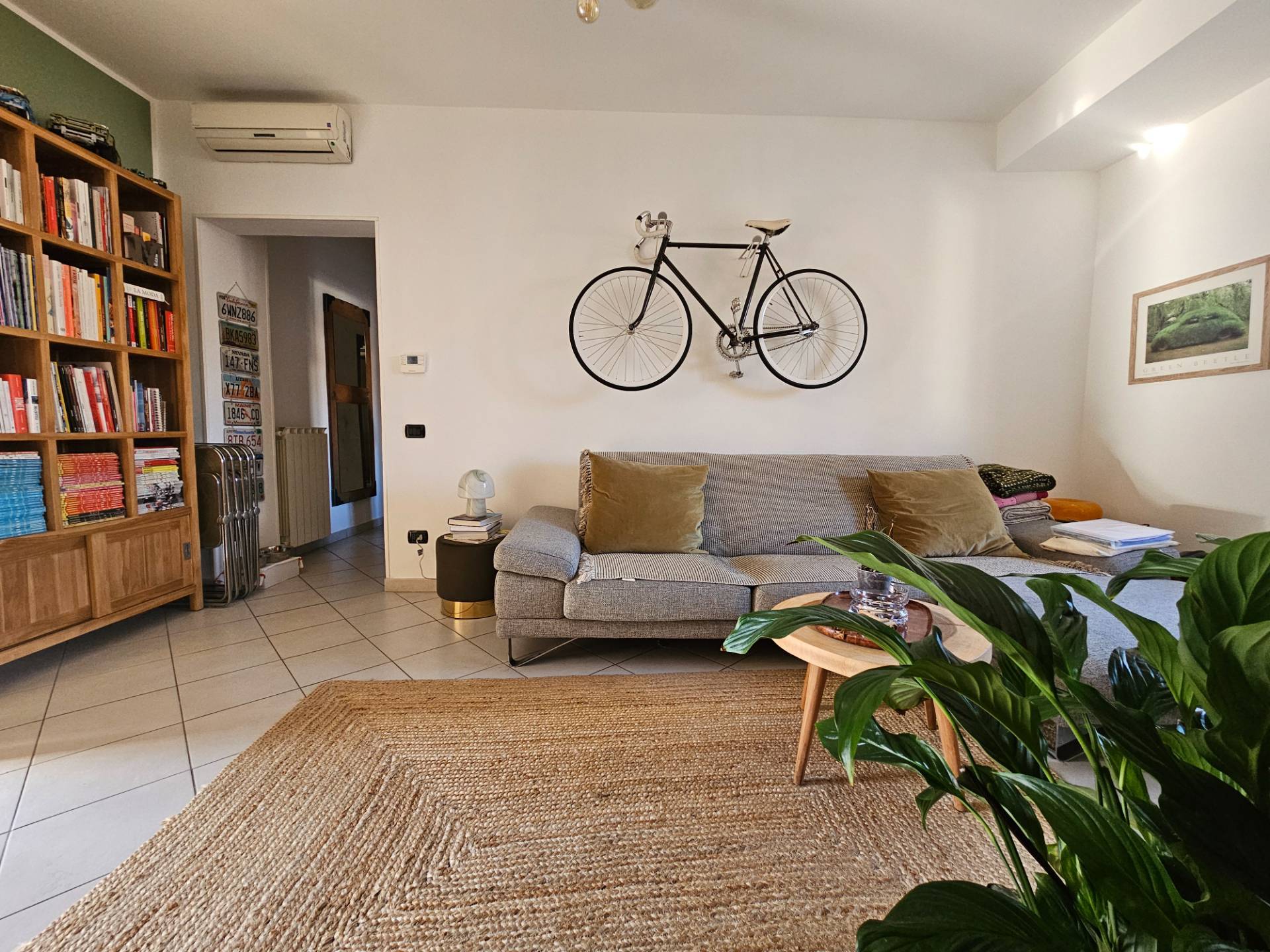 Appartamento in vendita a Oleggio, vicinanze centro