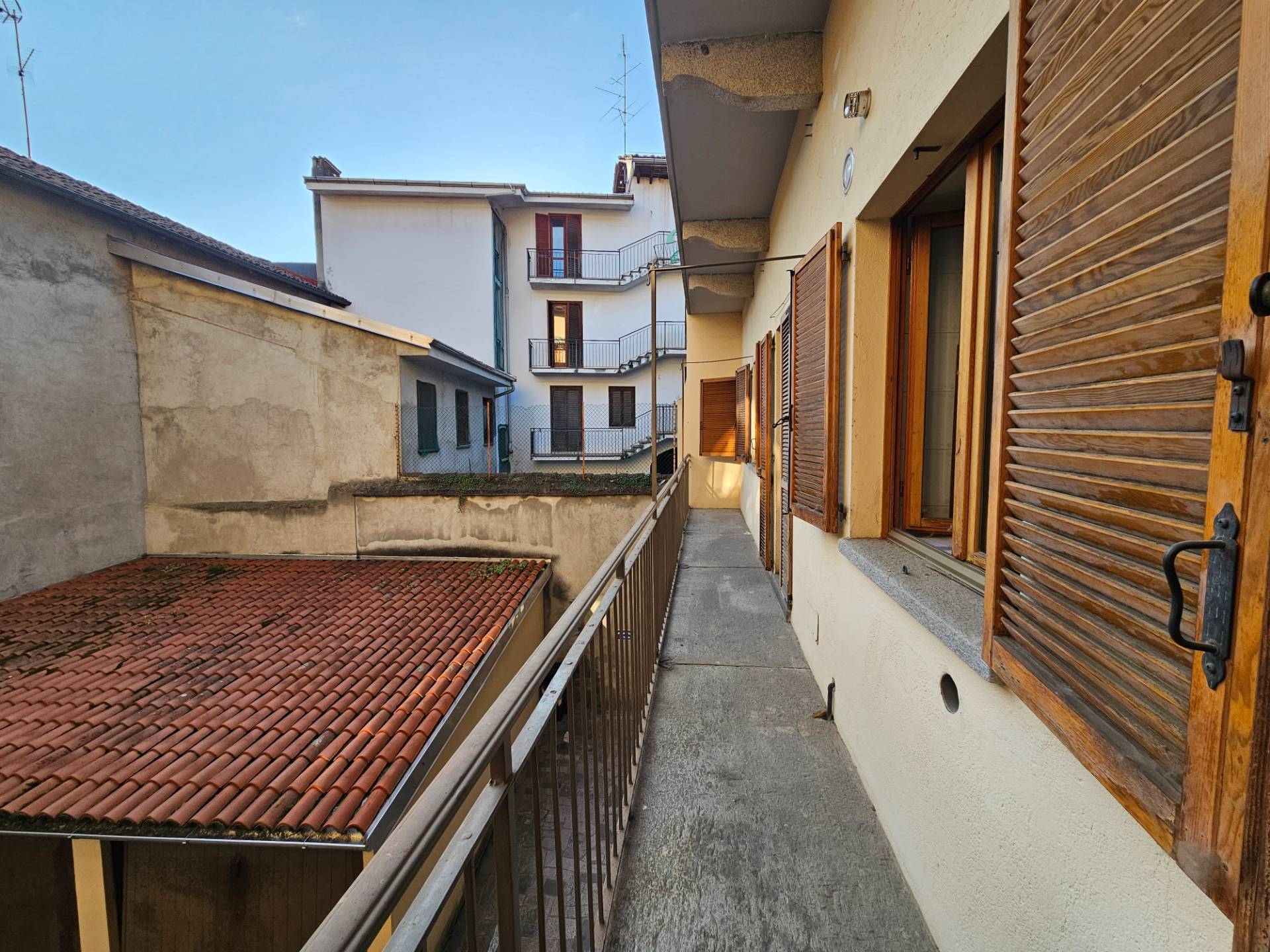 Appartamento in vendita a Oleggio, vicinanze centro