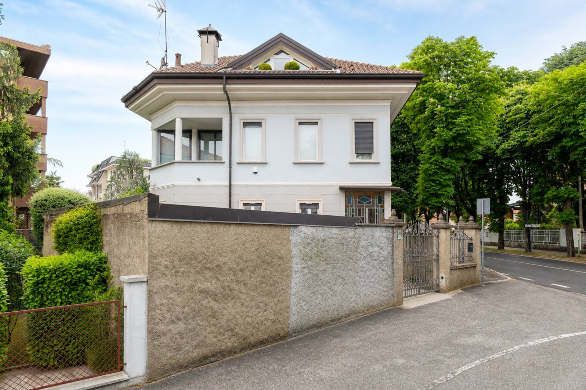 Villa bifamiliare in vendita a Busto Arsizio, S. Edoardo