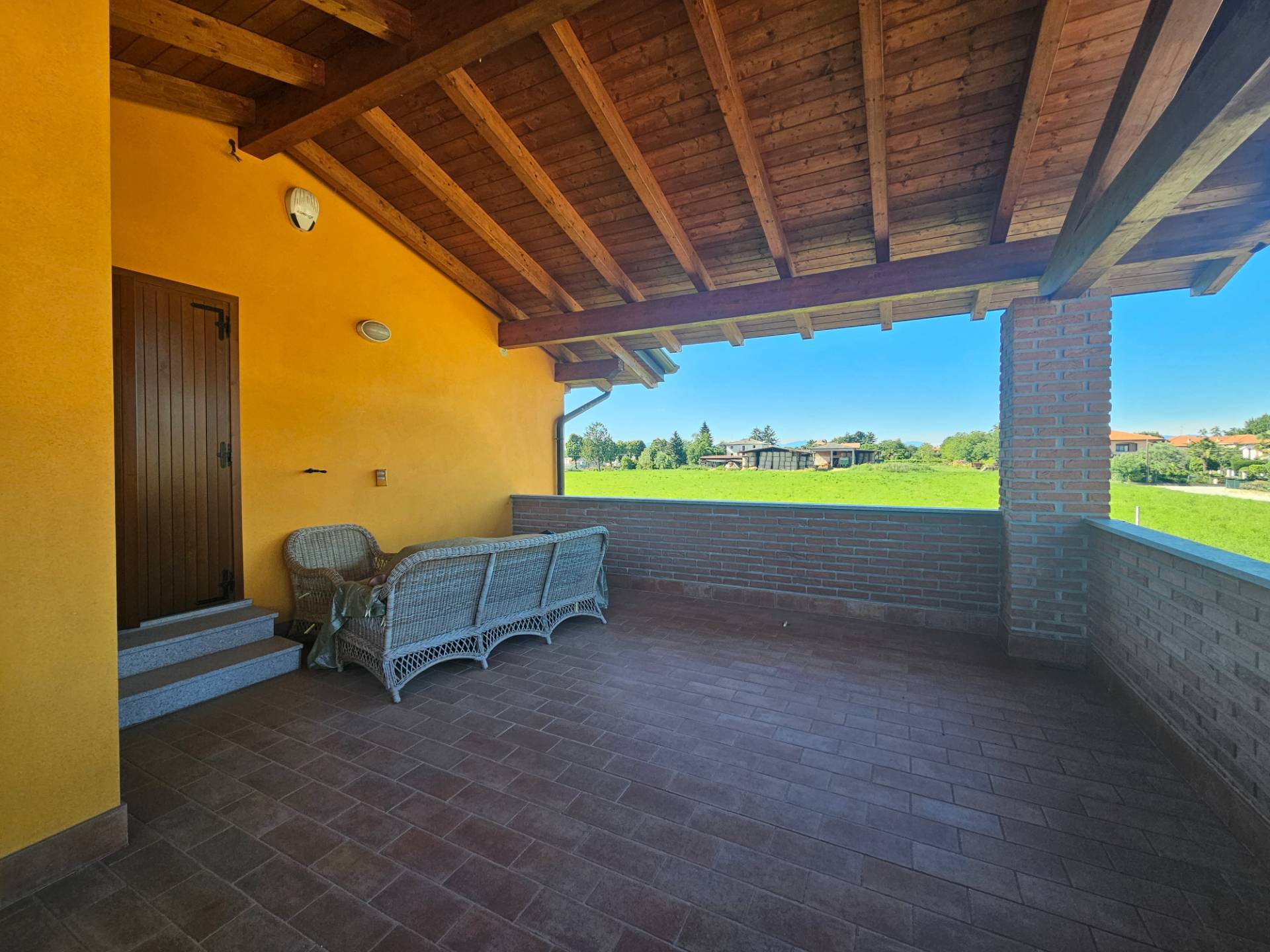 Villa in vendita a Oleggio