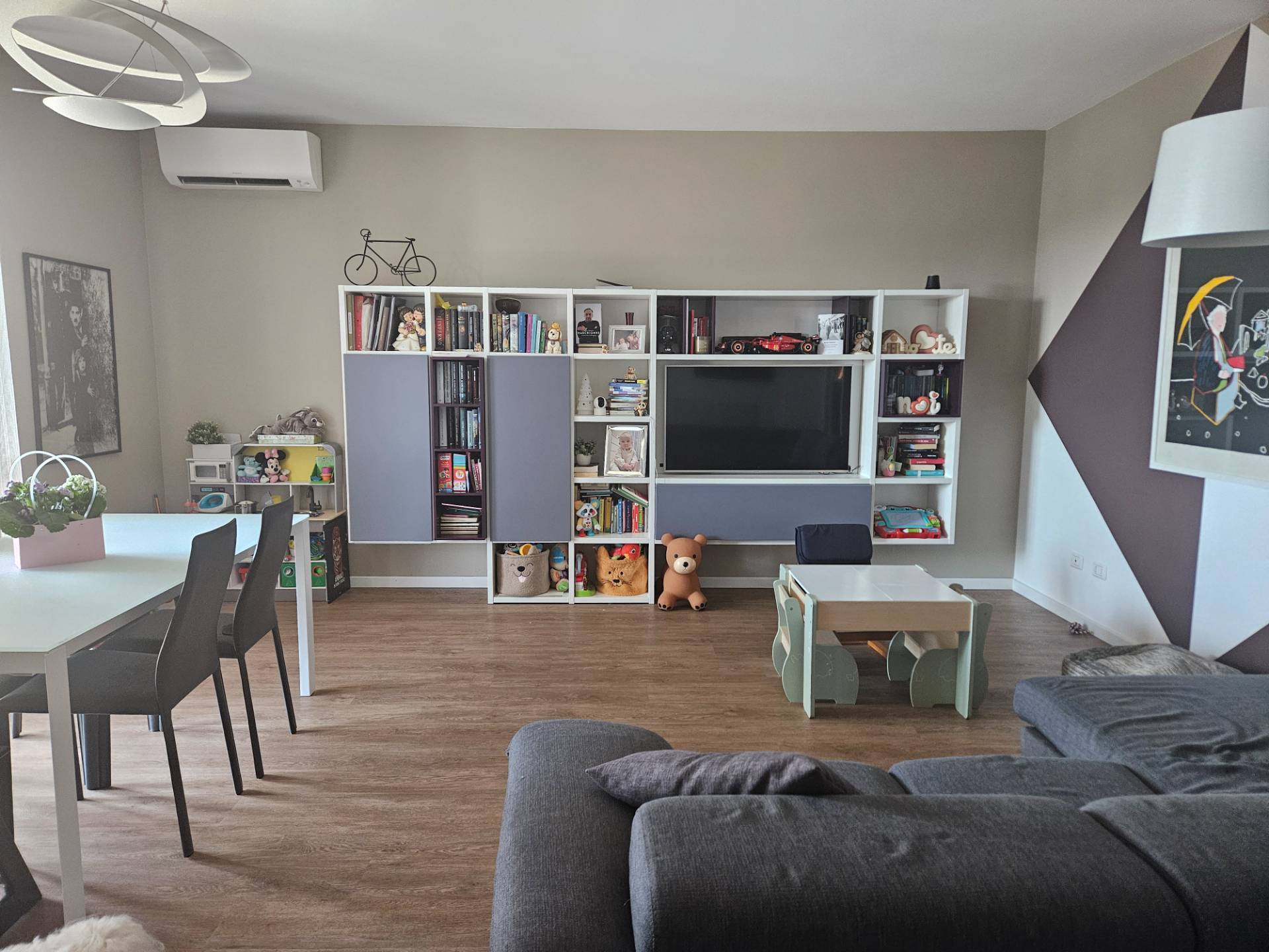Appartamento in vendita a Oleggio, vicinanze centro