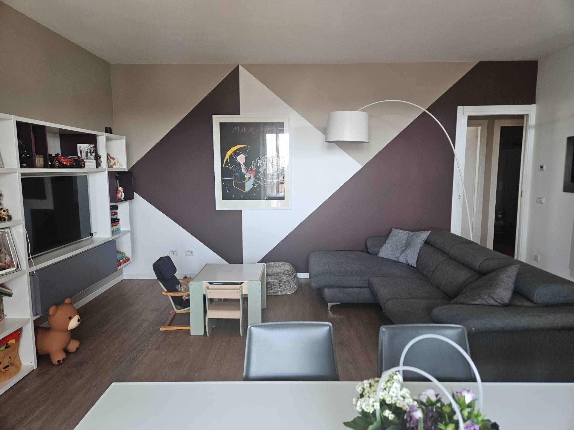 Appartamento in vendita a Oleggio, vicinanze centro