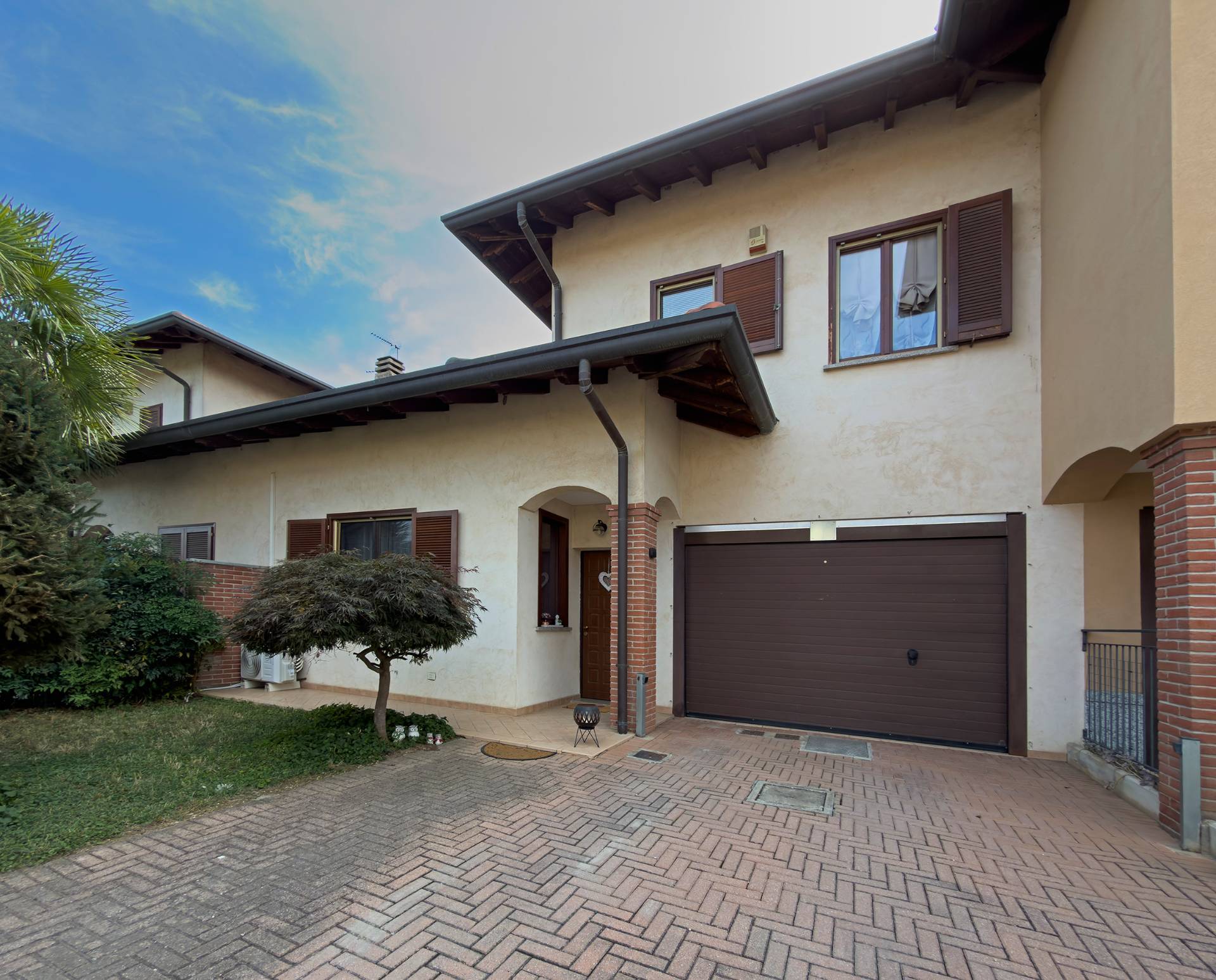 Villette a schiera in vendita a Oleggio