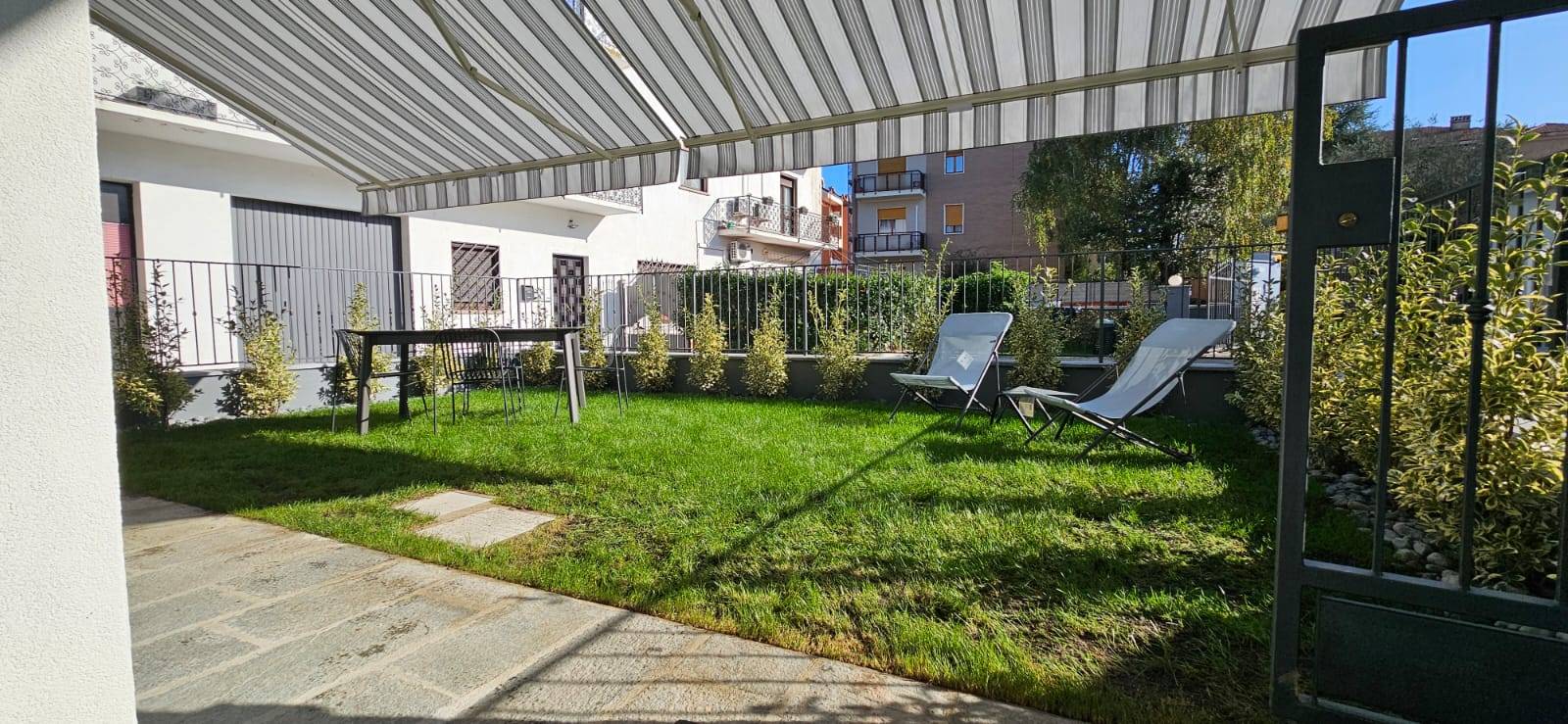 Appartamento in affitto a Oleggio, vicinanze centro