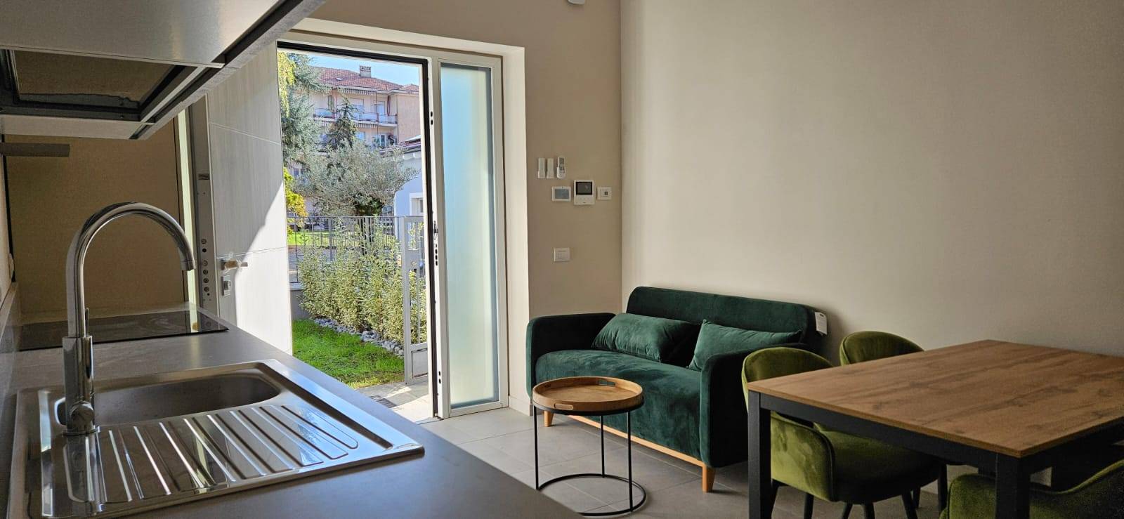 Appartamento in affitto a Oleggio, vicinanze centro