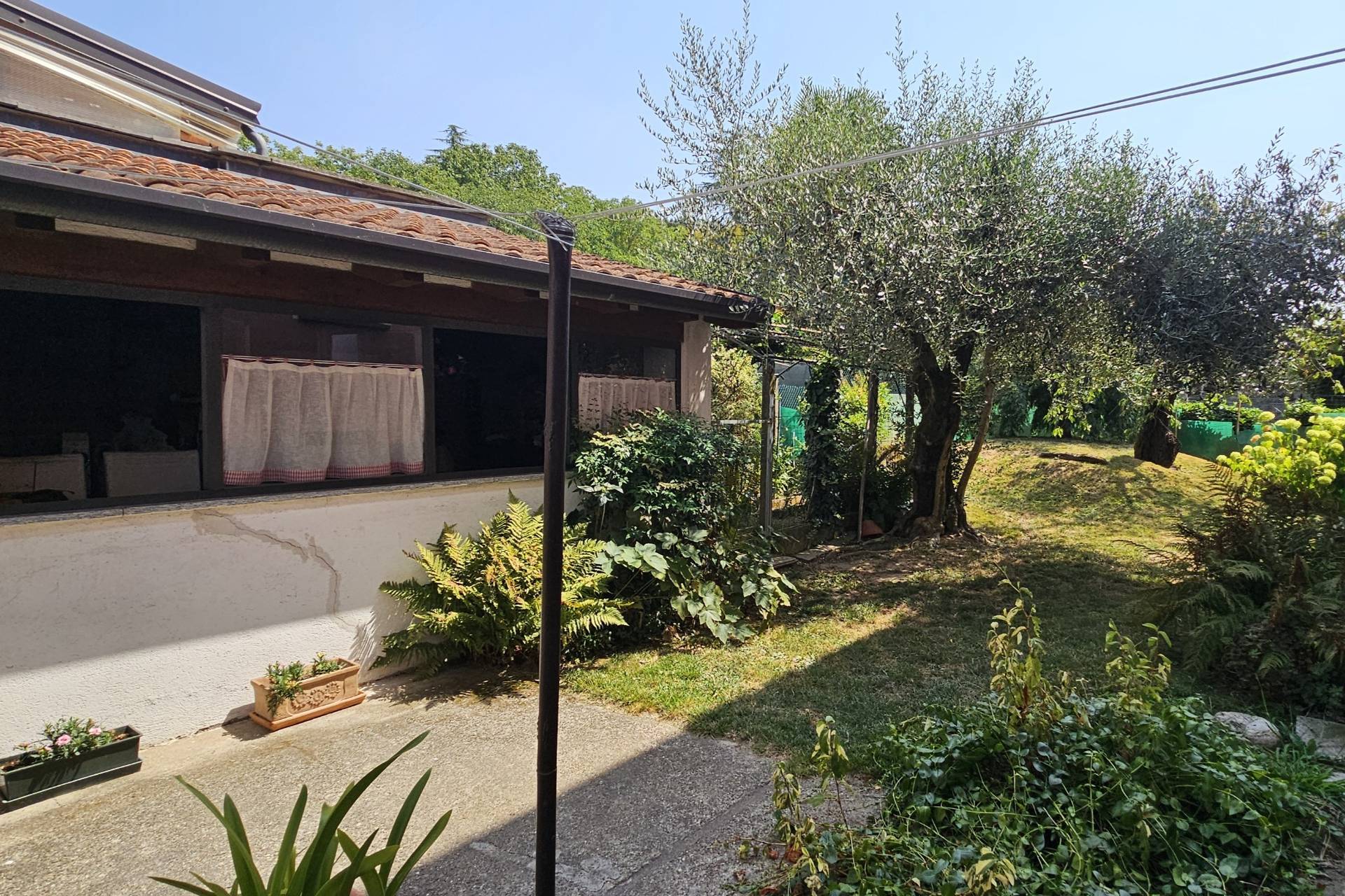Casa singola in vendita a Pombia