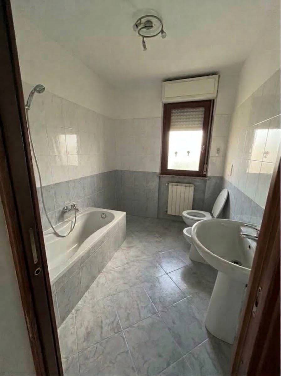 Appartamento in vendita a Oleggio