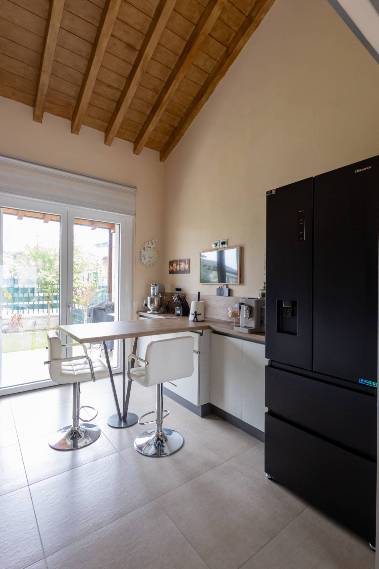 Villa in vendita a Oleggio