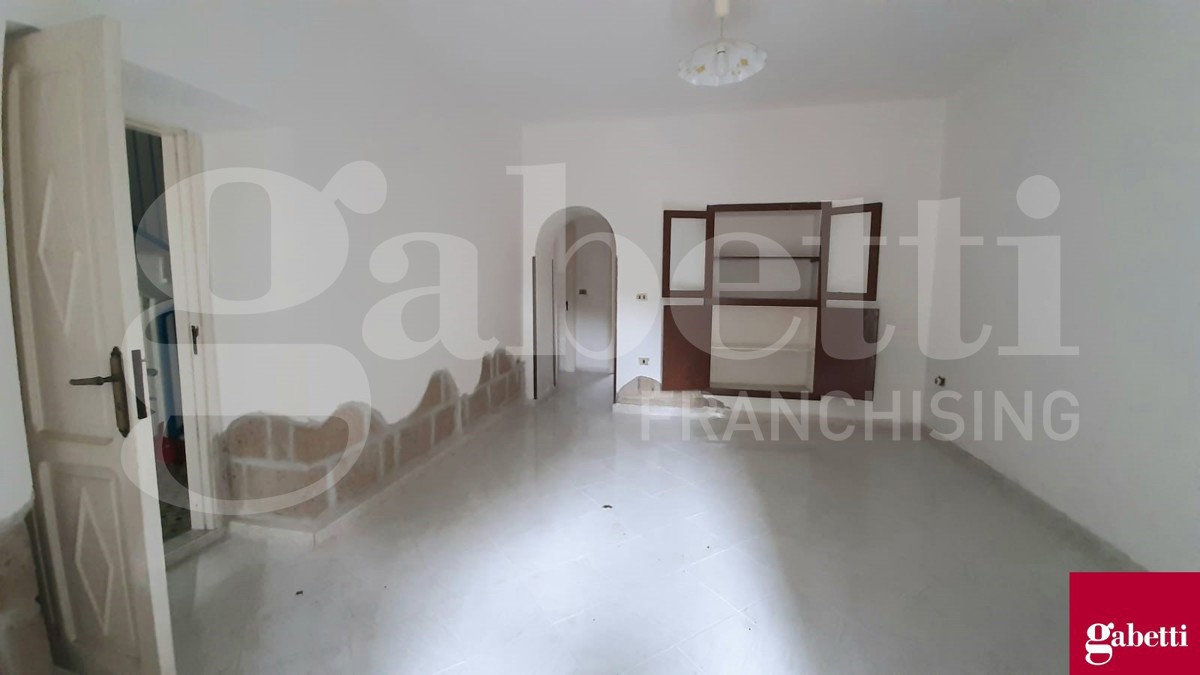 Casa indipendente con giardino a Teano