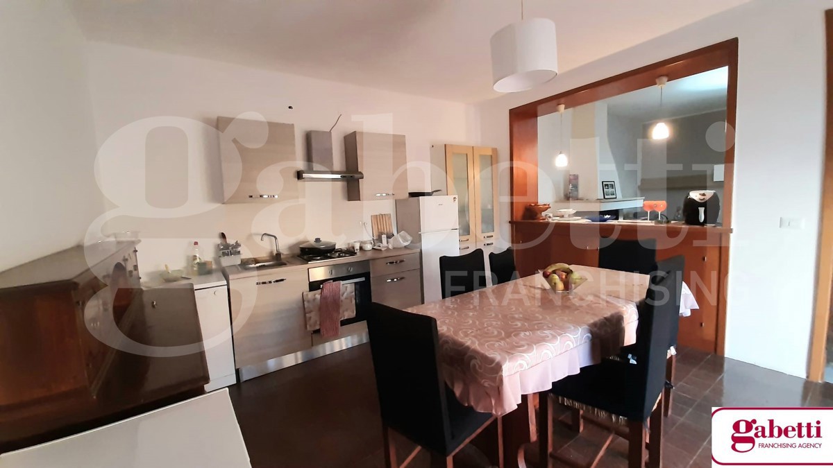 Stabile/Palazzo in vendita a Vairano Patenora