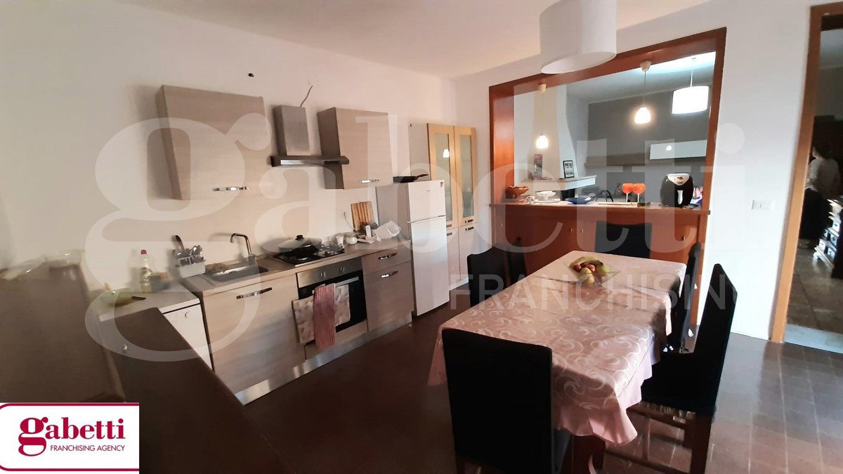 Stabile/Palazzo in vendita a Vairano Patenora