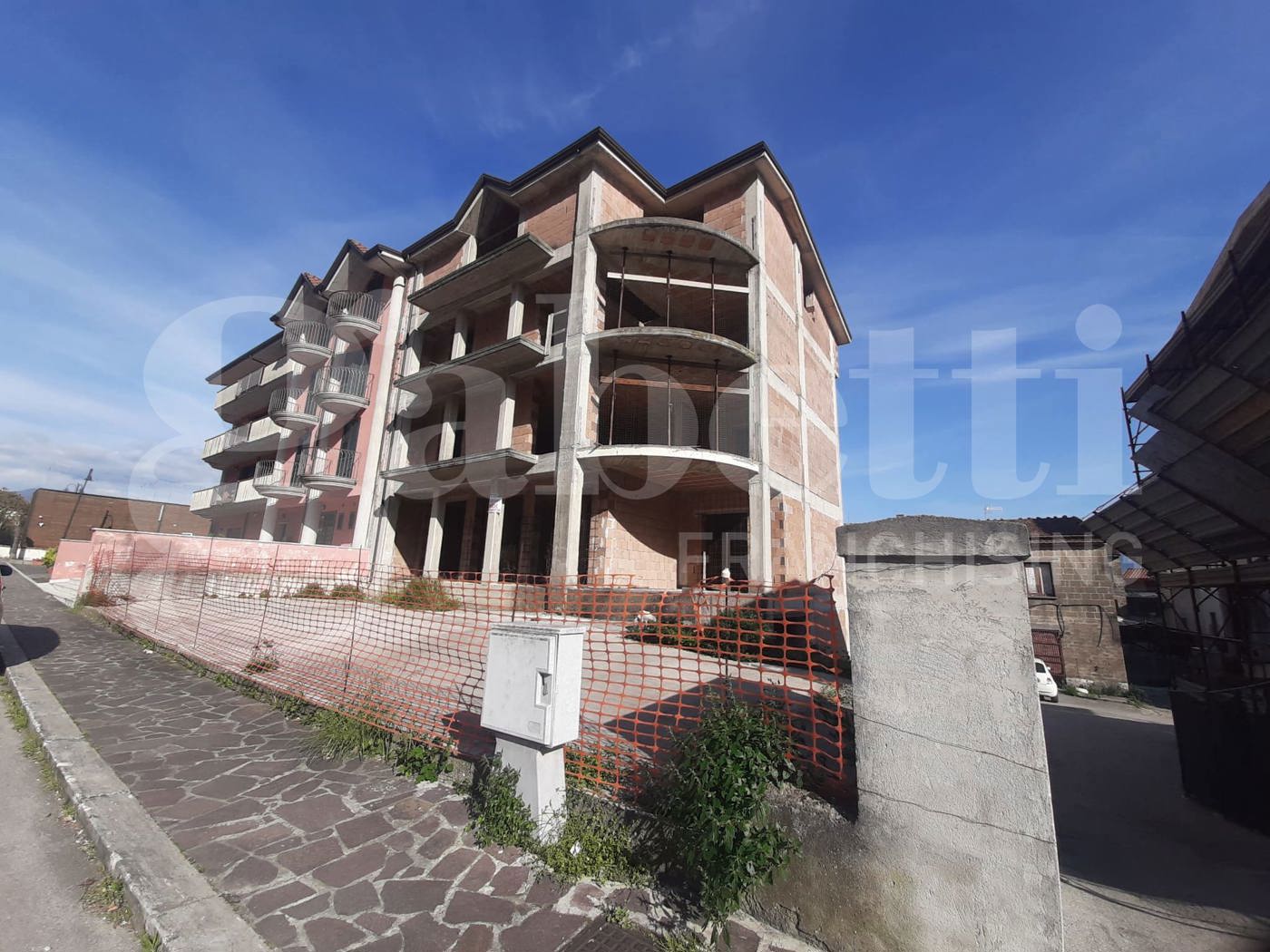 Stabile/Palazzo in vendita a Pietravairano