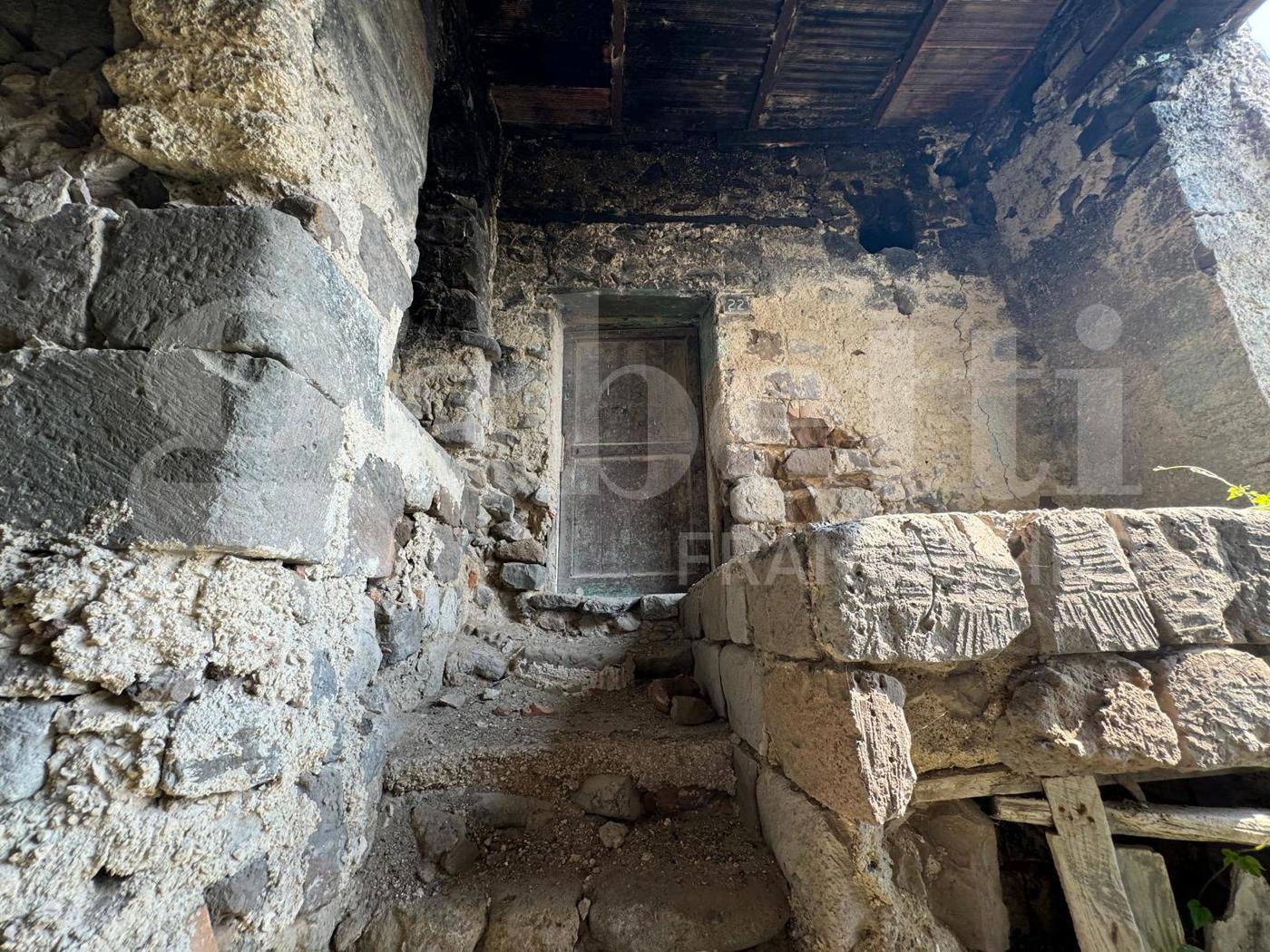 Rustico con giardino a Teano