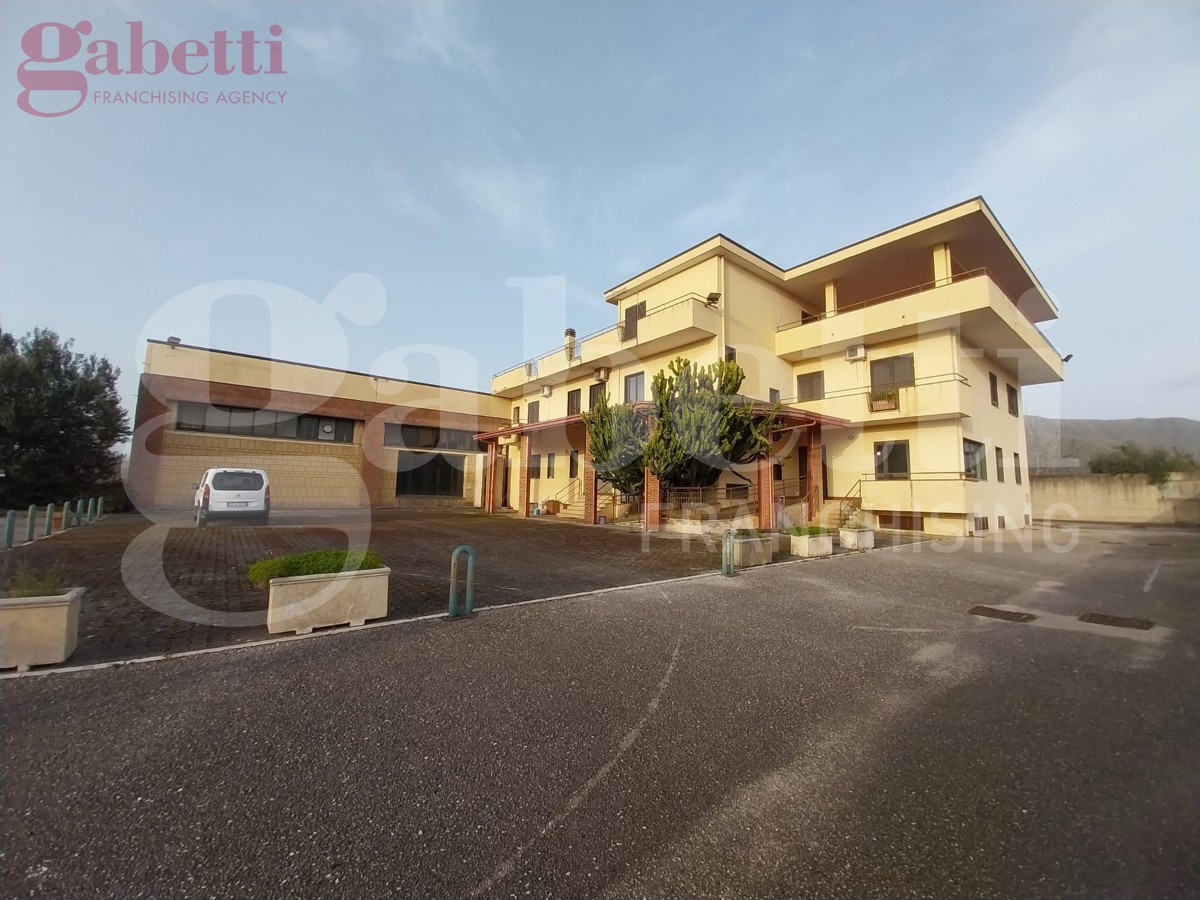 Capannone in affitto a Santa Maria Capua Vetere