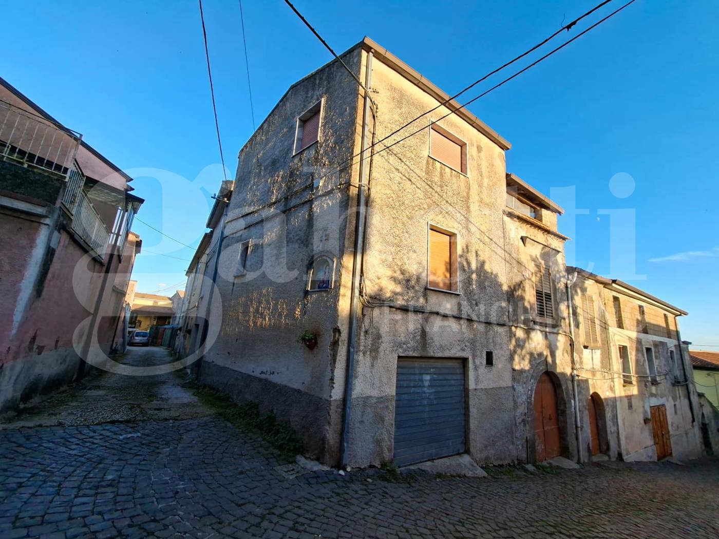 Casa indipendente con giardino a Teano