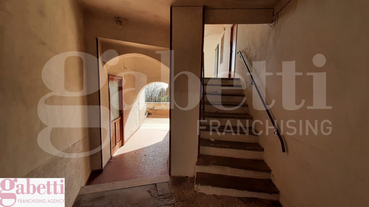 Rustico con giardino a Teano