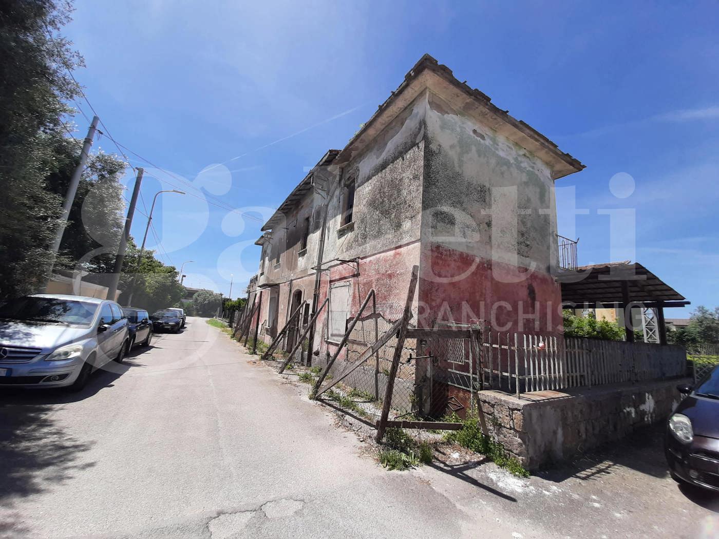 Casa indipendente con giardino a Capua