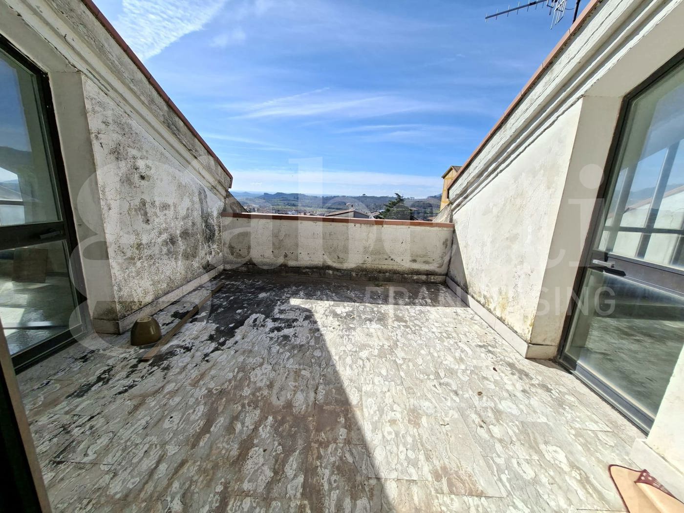 Quadrilocale in vendita a Teano