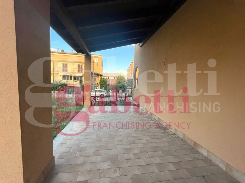 Villa con giardino a Pietravairano