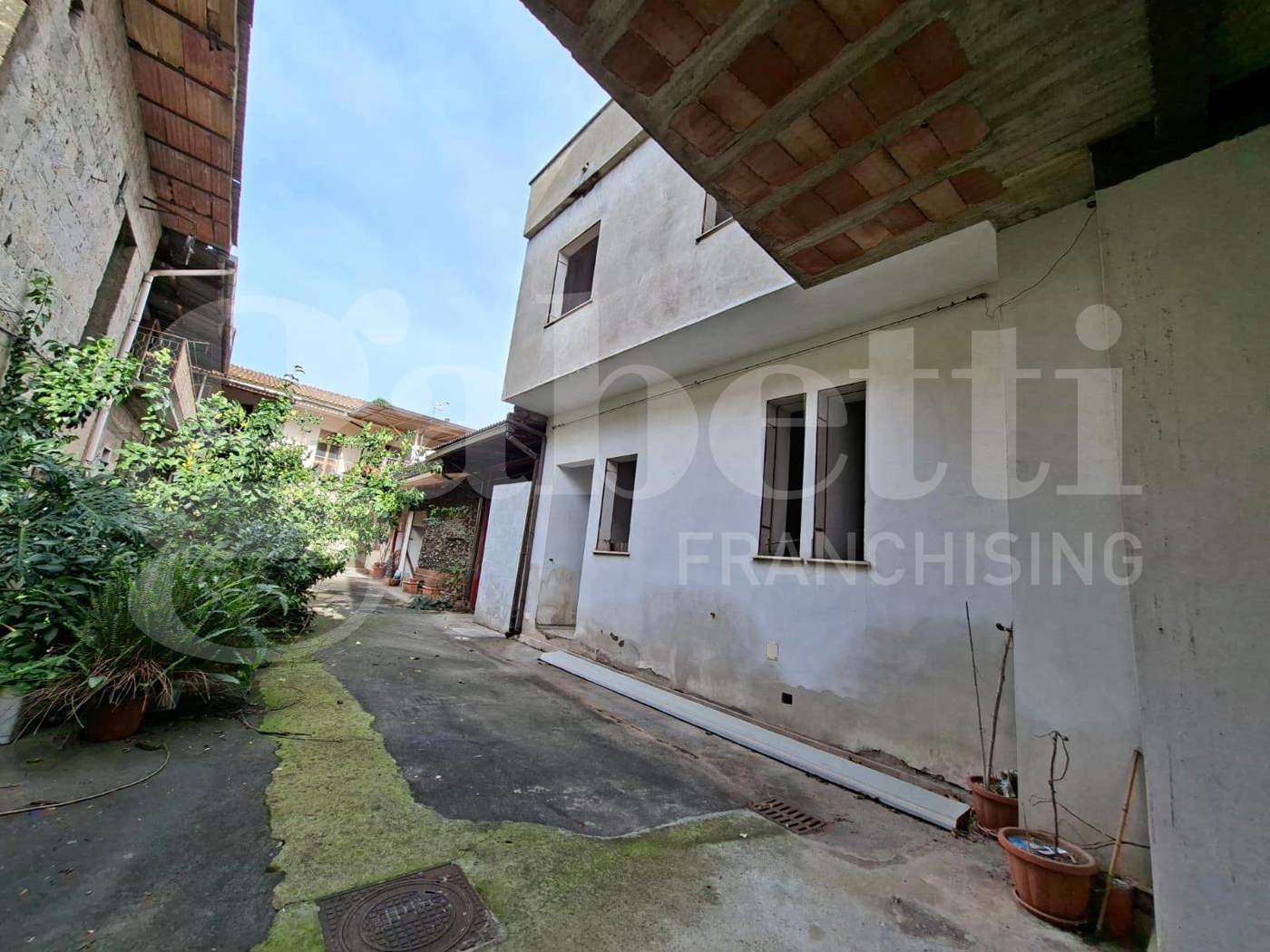 Casa indipendente in vendita a Santa Maria Capua Vetere