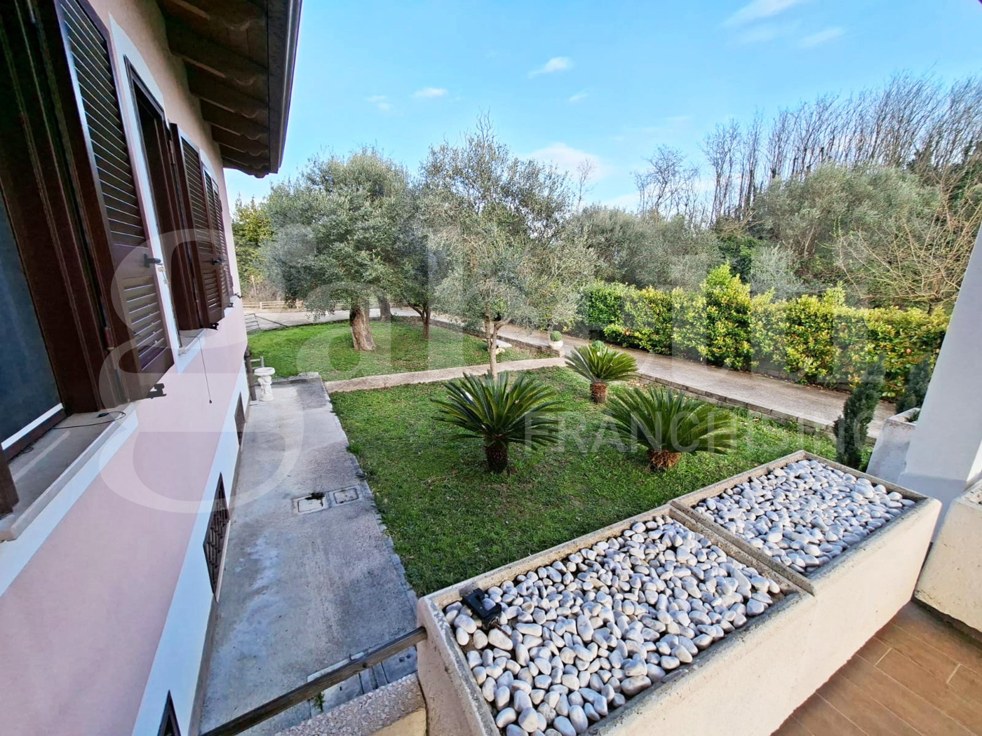 Casa indipendente nuova a Teano