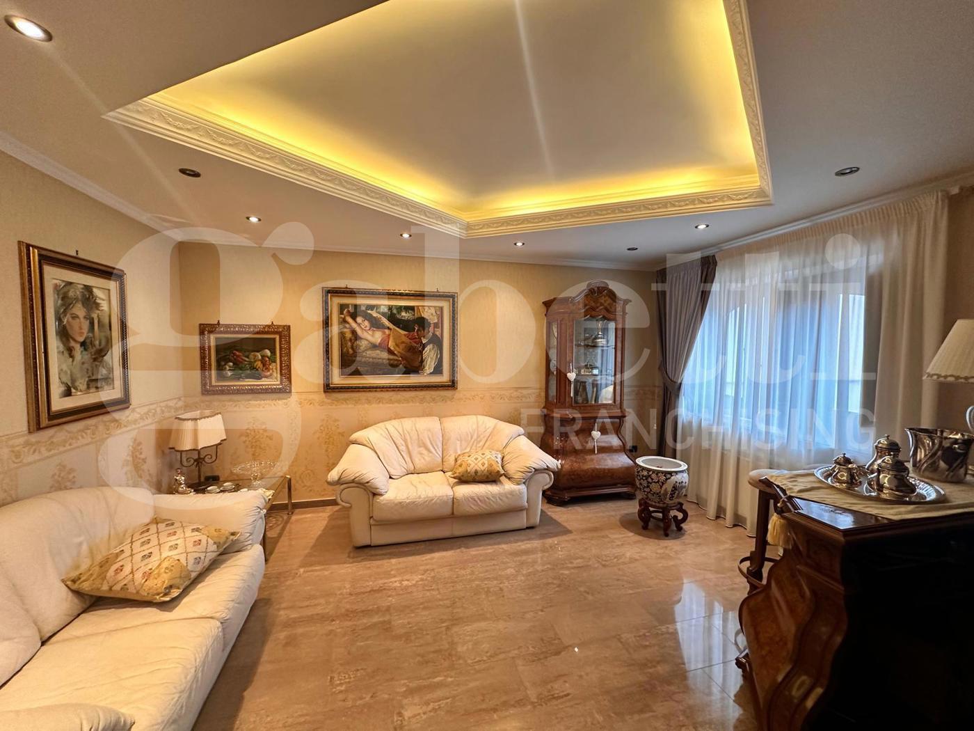 Villa con giardino a Castel Morrone