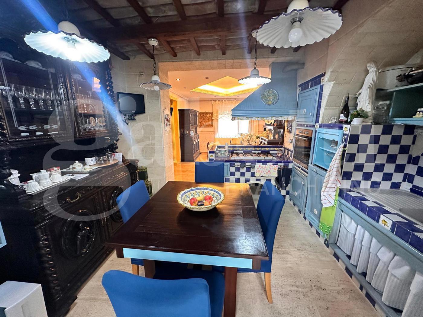 Villa con giardino a Castel Morrone