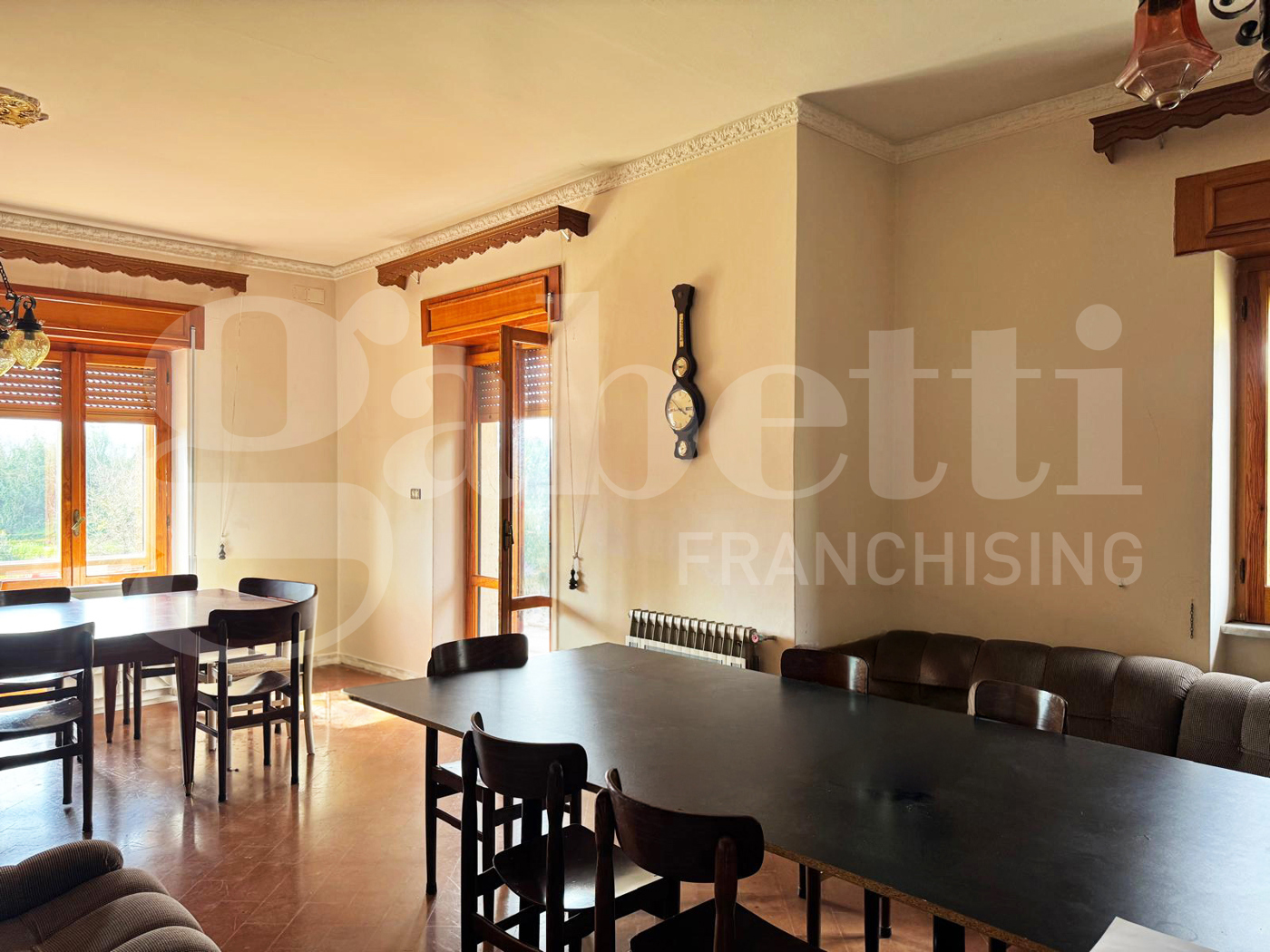 Villa con giardino a Castel di Sasso