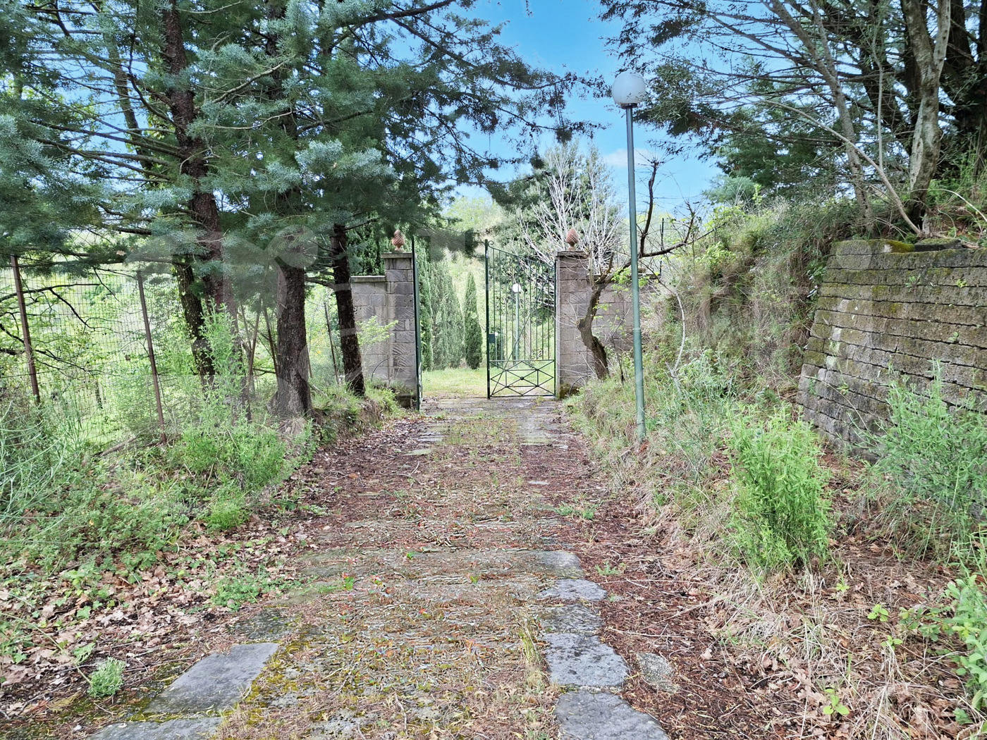 Casa indipendente con giardino a Teano