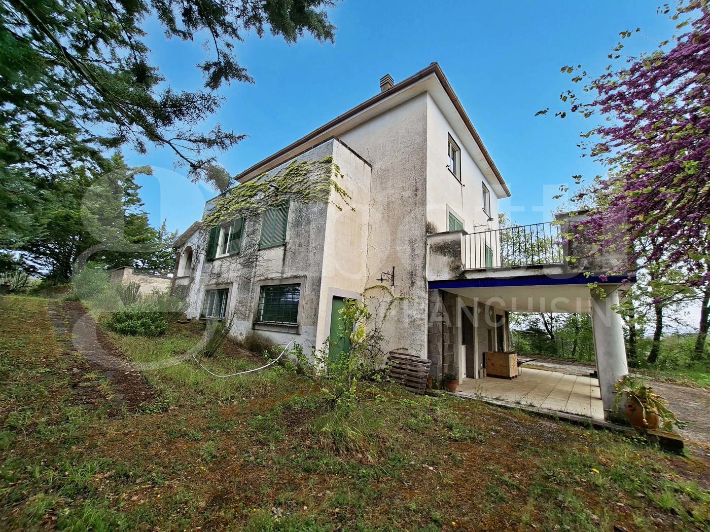 Casa indipendente con giardino a Teano