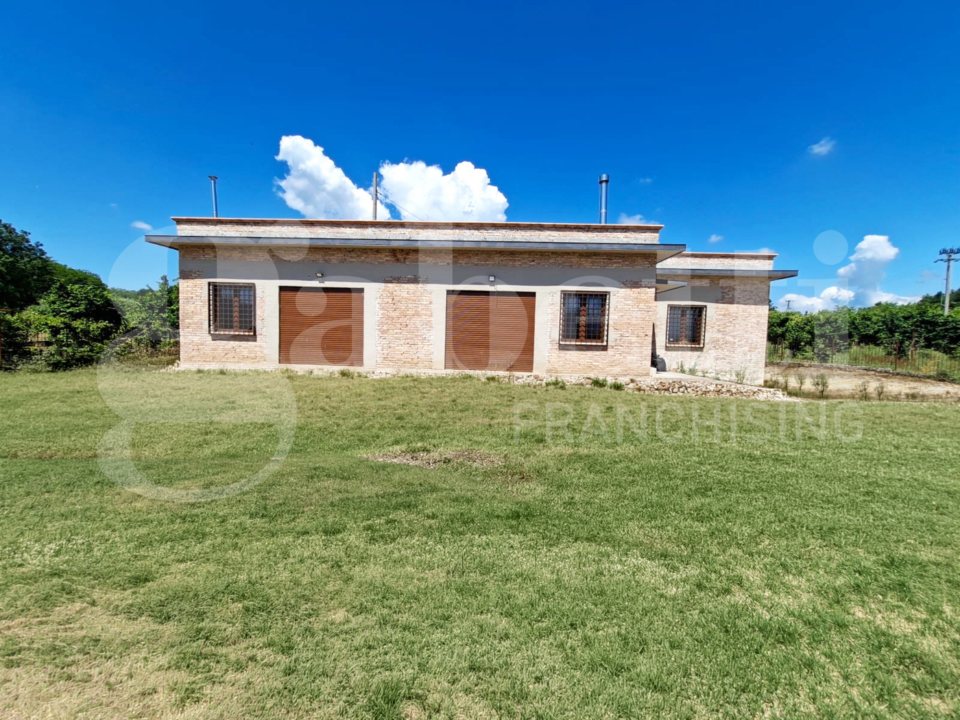 Villa con giardino a Teano