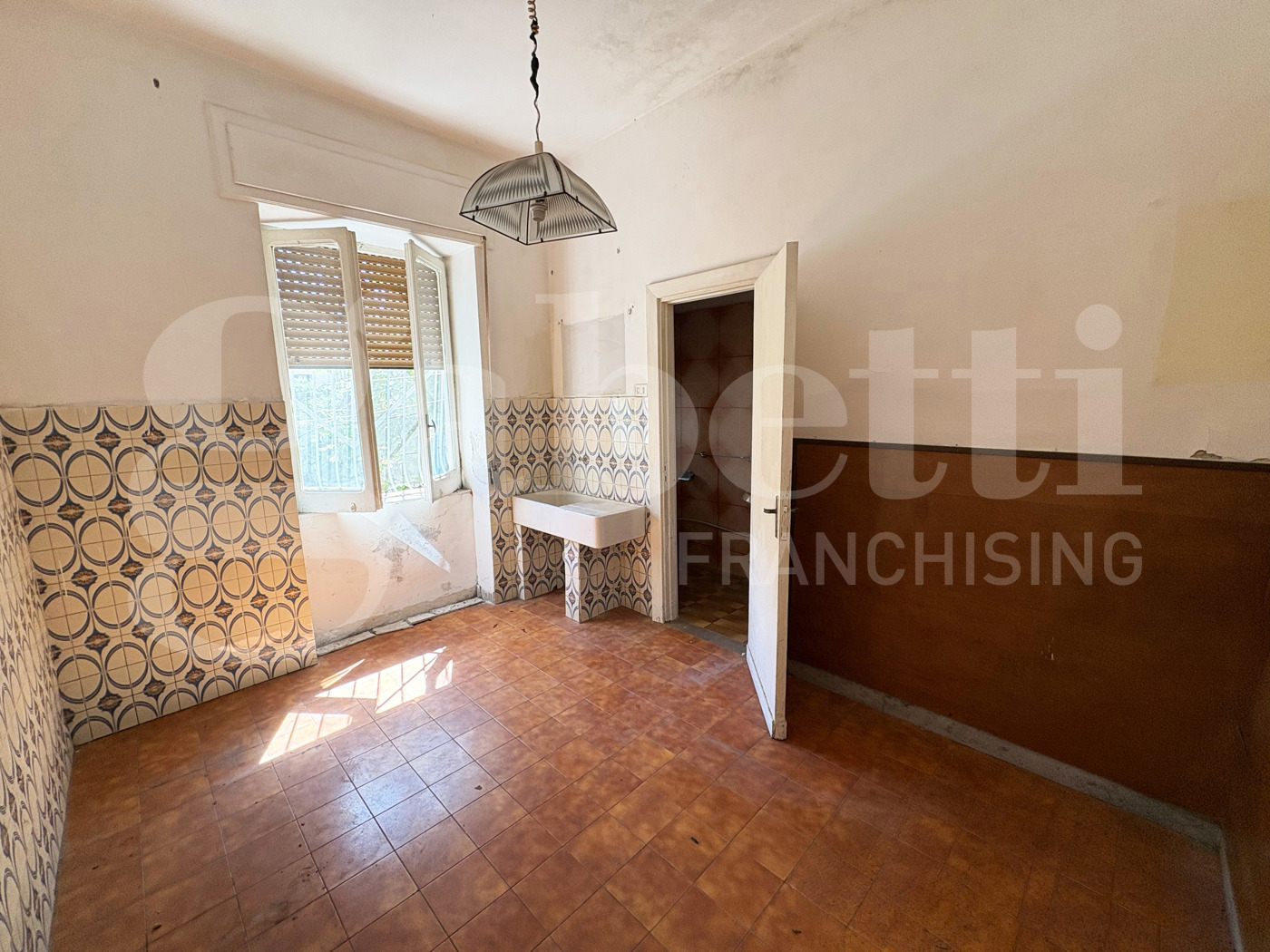 Casa indipendente con box a Santa Maria Capua Vetere