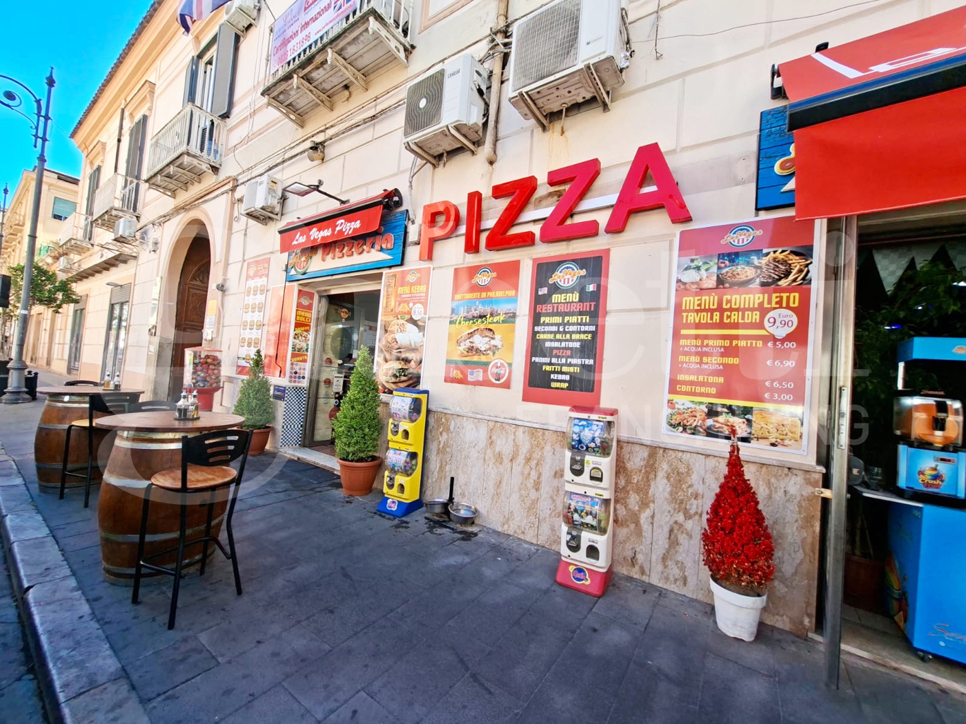 Attivit� commerciale Ristorante e pizzeria in vendita a Santa Maria Capua Vetere