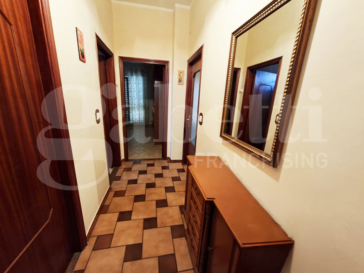 Casa indipendente con giardino a Marzano Appio