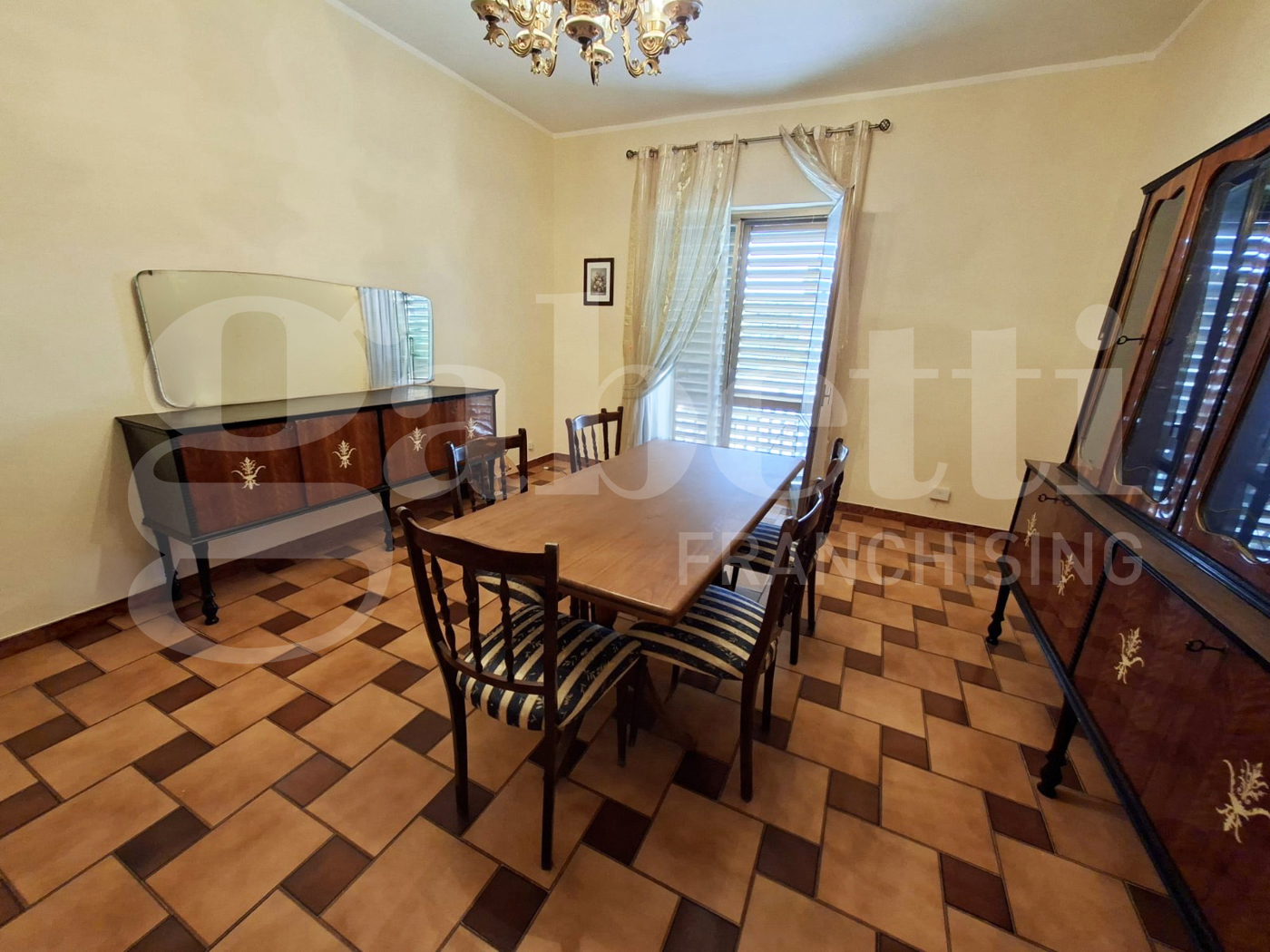 Casa indipendente con giardino a Marzano Appio