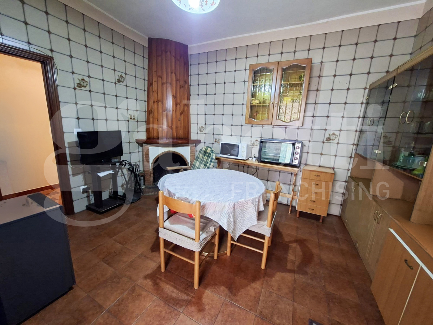 Casa indipendente con giardino a Marzano Appio