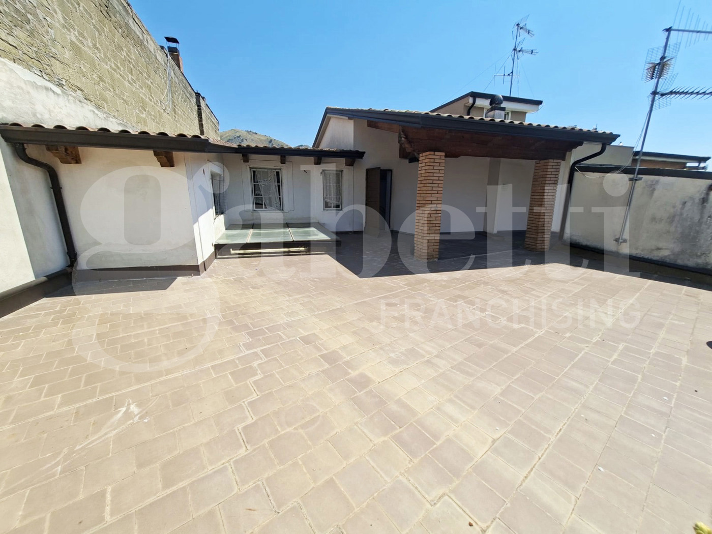 Quadrilocale da ristrutturare a Vairano Patenora