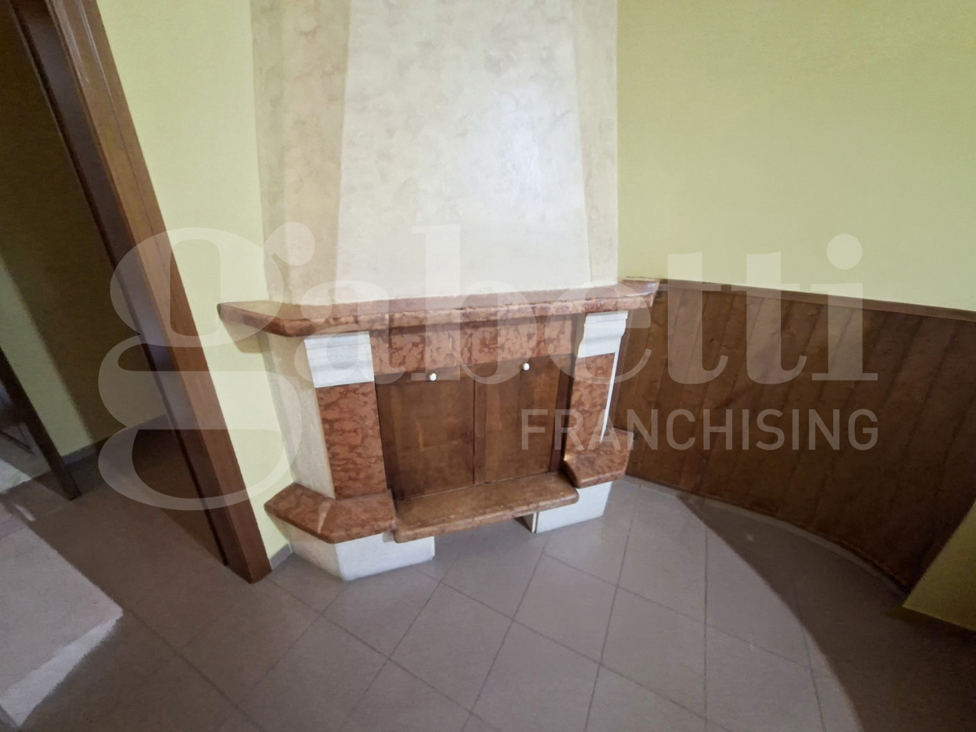 Stabile/Palazzo in vendita a Vairano Patenora