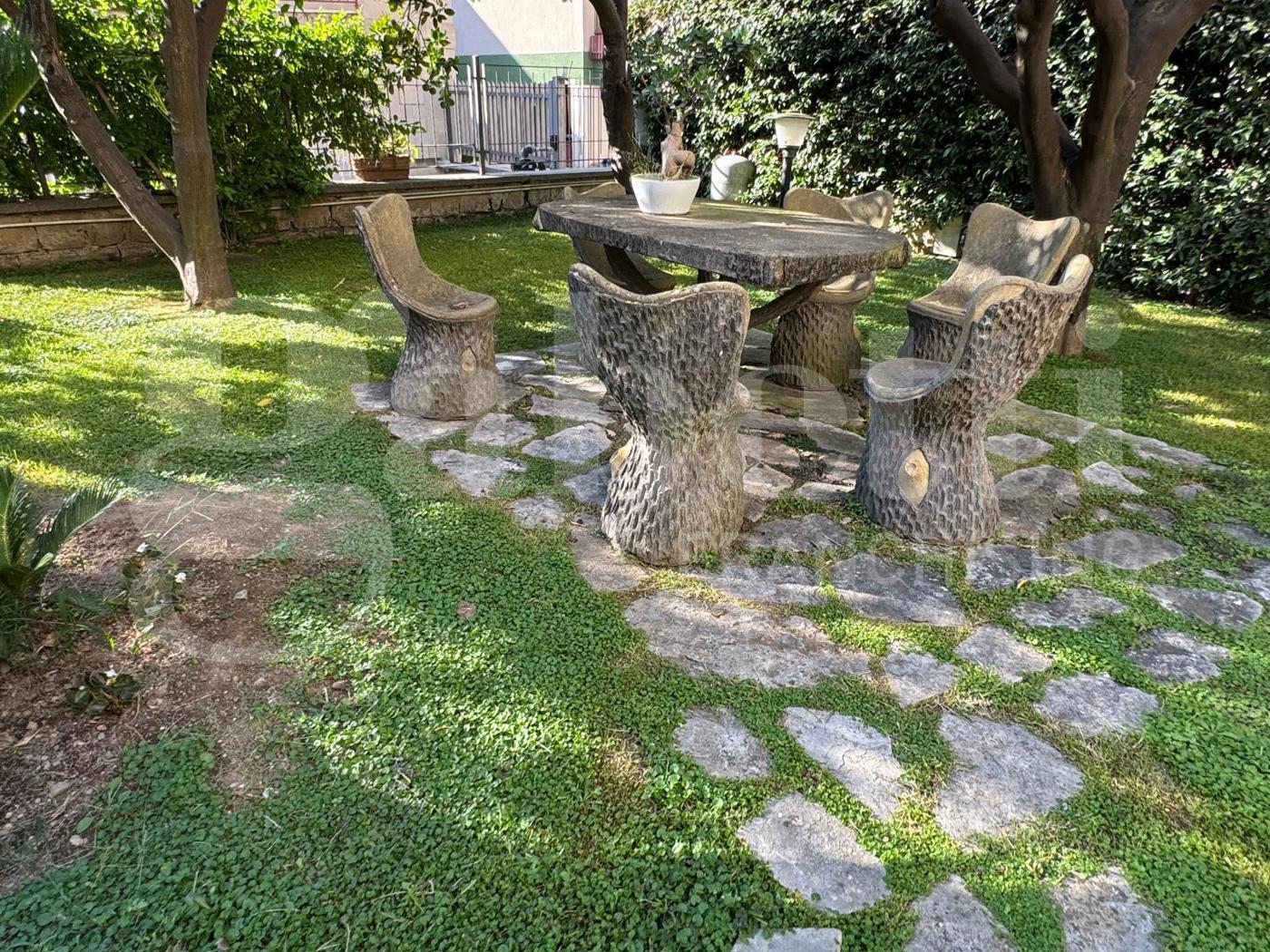 Villa Bifamiliare con giardino a Santa Maria Capua Vetere