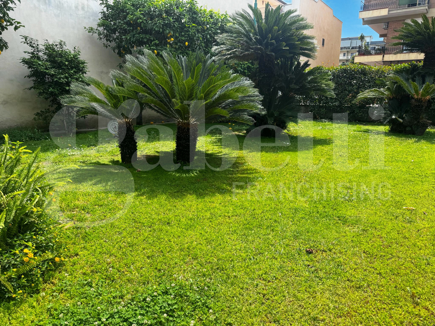 Villa Bifamiliare con giardino a Santa Maria Capua Vetere