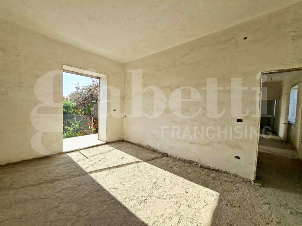Casa indipendente con giardino a Capua