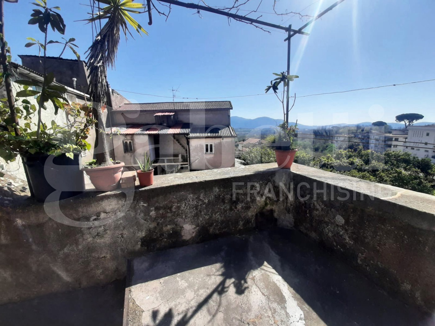 Casa indipendente da ristrutturare a Teano