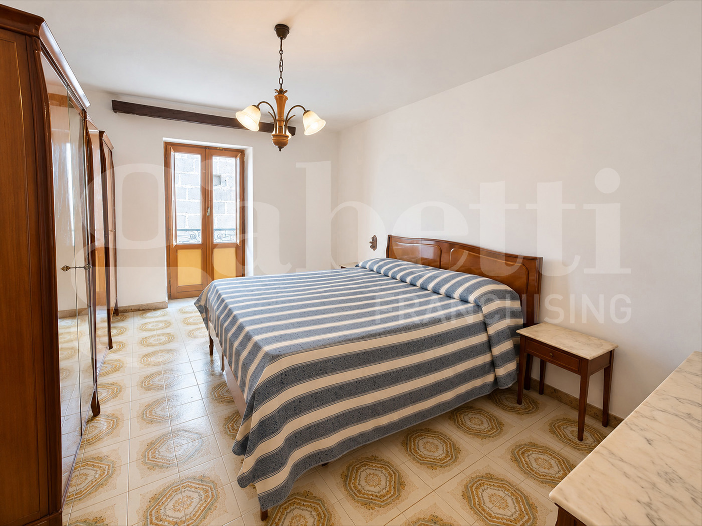 Casa indipendente con giardino a Teano