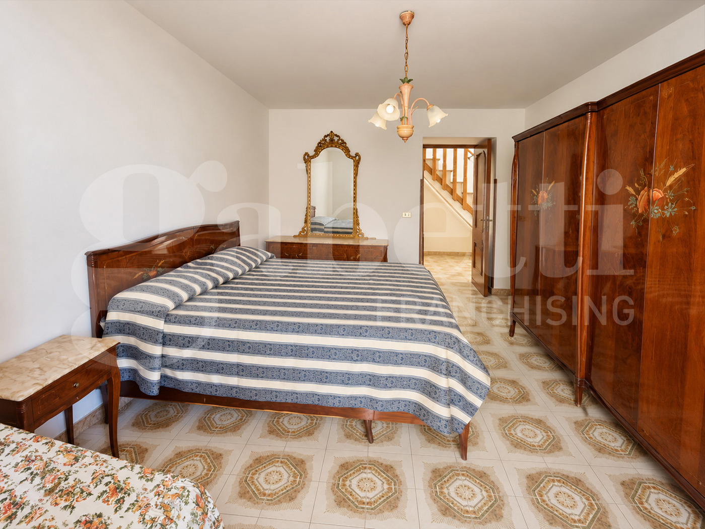 Casa indipendente con giardino a Teano