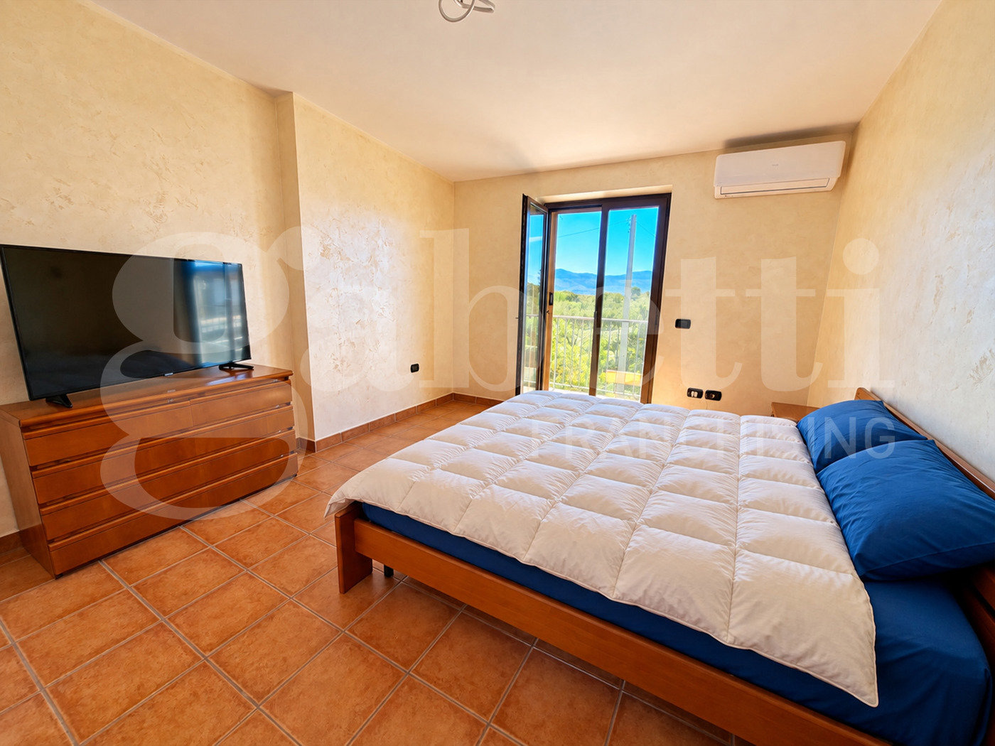 Villa con giardino a Teano